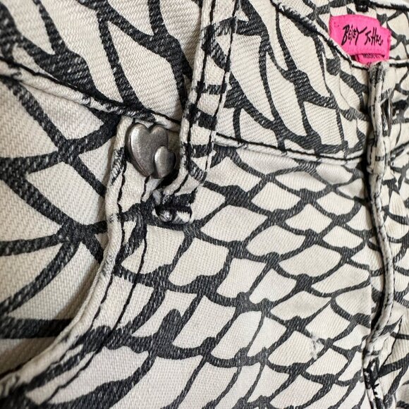 Betsey Johnson Black White Pattern Denim Micro Short Animal Size 4 - Picture 5 of 7